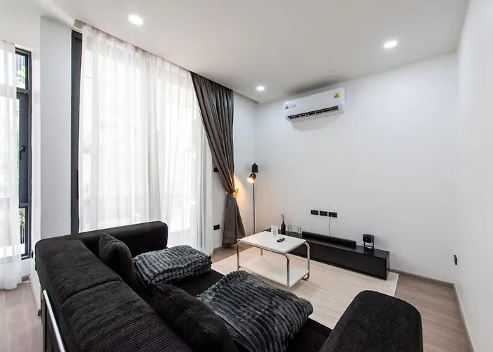 Luxury 4br Game Near Bts Asok Nana * 曼谷