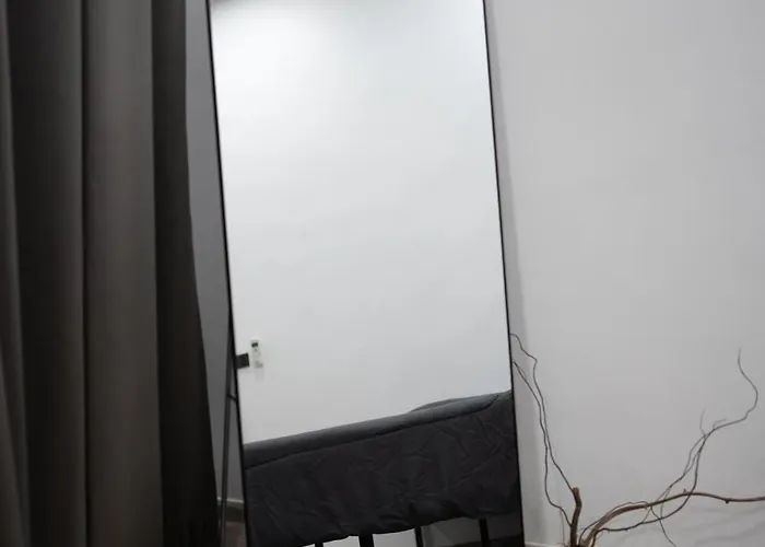Luxury 4br Game Near Bts Asok Nana 別墅 *