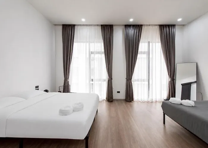 Luxury 4br Game Near Bts Asok Nana Villa Bangkok